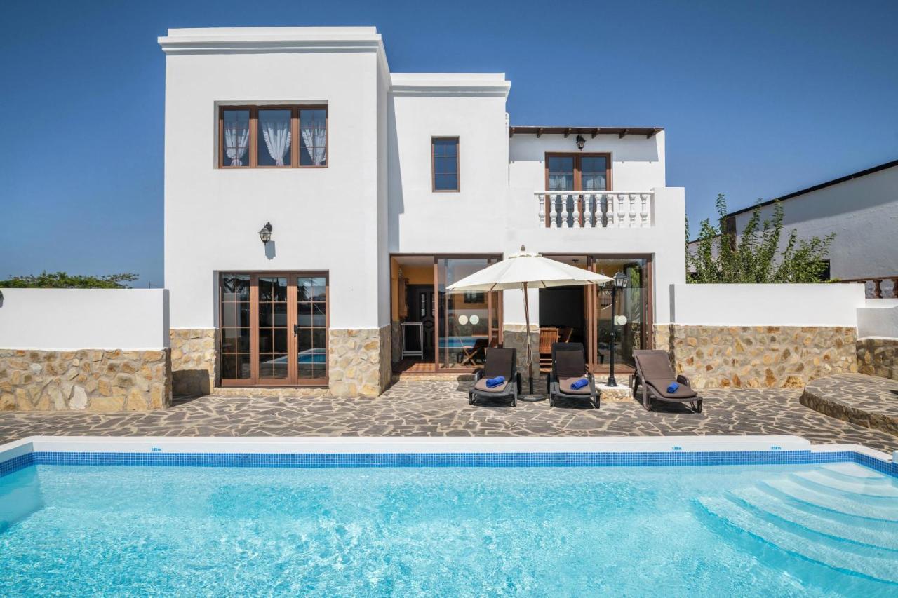 Villa Maria Tinajo Εξωτερικό φωτογραφία