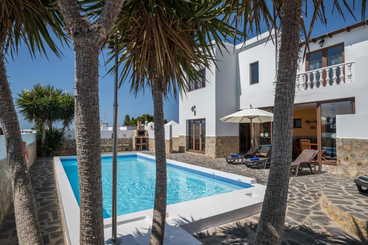 Villa Maria Tinajo Εξωτερικό φωτογραφία